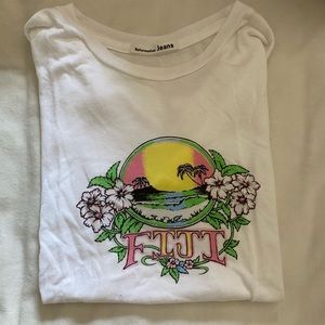 White Fiji graphic tee